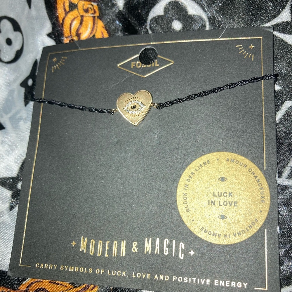 NEW! Modern & Magic Fossil bracelet!